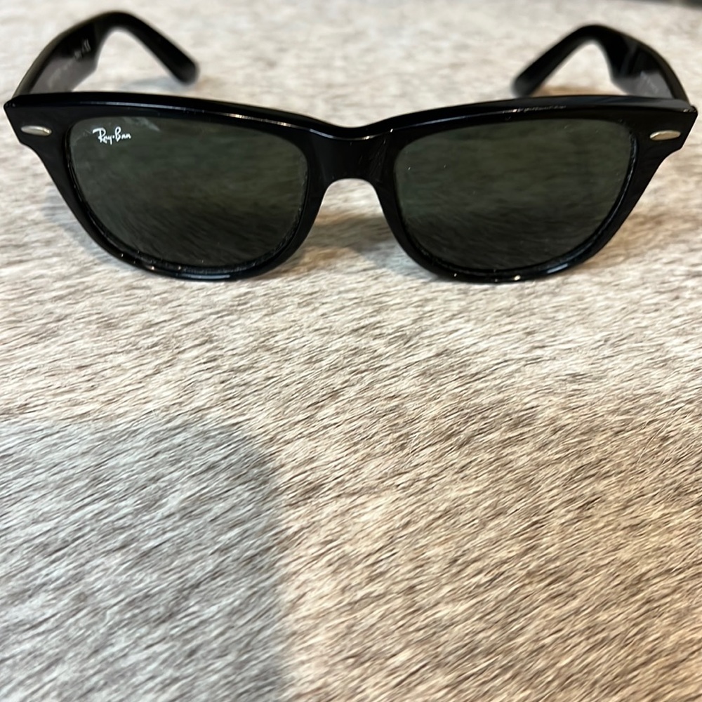 Rayban Wayfarer sunglasses